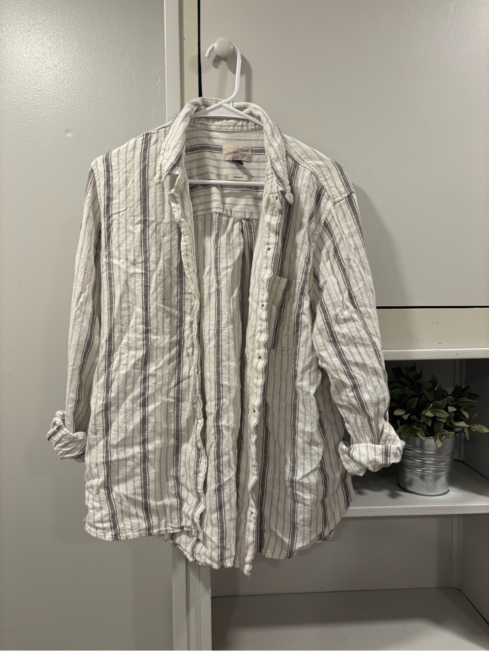 Universal Thread Striped Button-Down Relaxed Fit Top